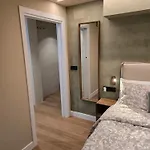 Lhome Triana Appartement *