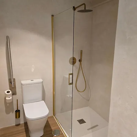 Lhome Triana Sevilla